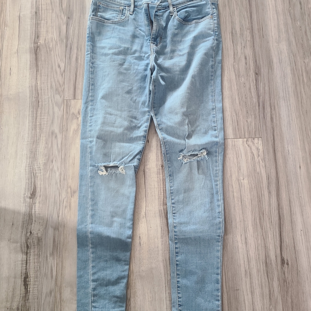 Levi's